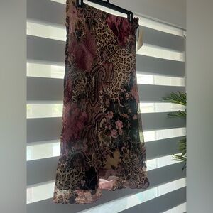 Karen Kane Burgundy and Black Patterned Skirt